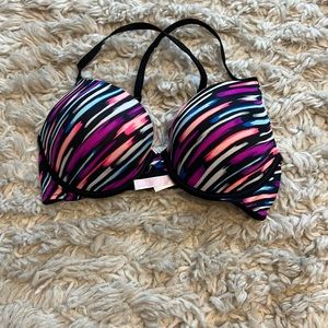 Pink by Victoria’s Secret wear everywhere bra